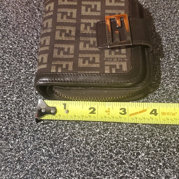 Fendi Monogram Compact Zippy Wallet - Picture 12 of 12